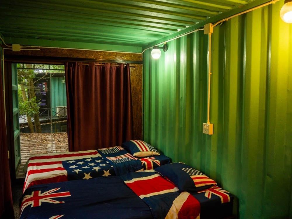 Beach Box Resort At Rimlay Rayong Esterno foto