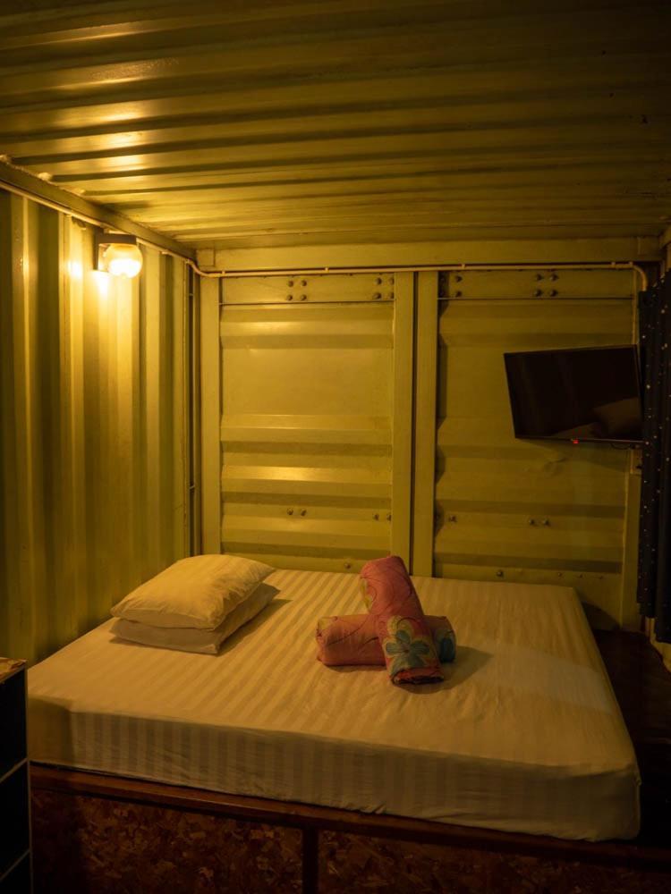 Beach Box Resort At Rimlay Rayong Esterno foto