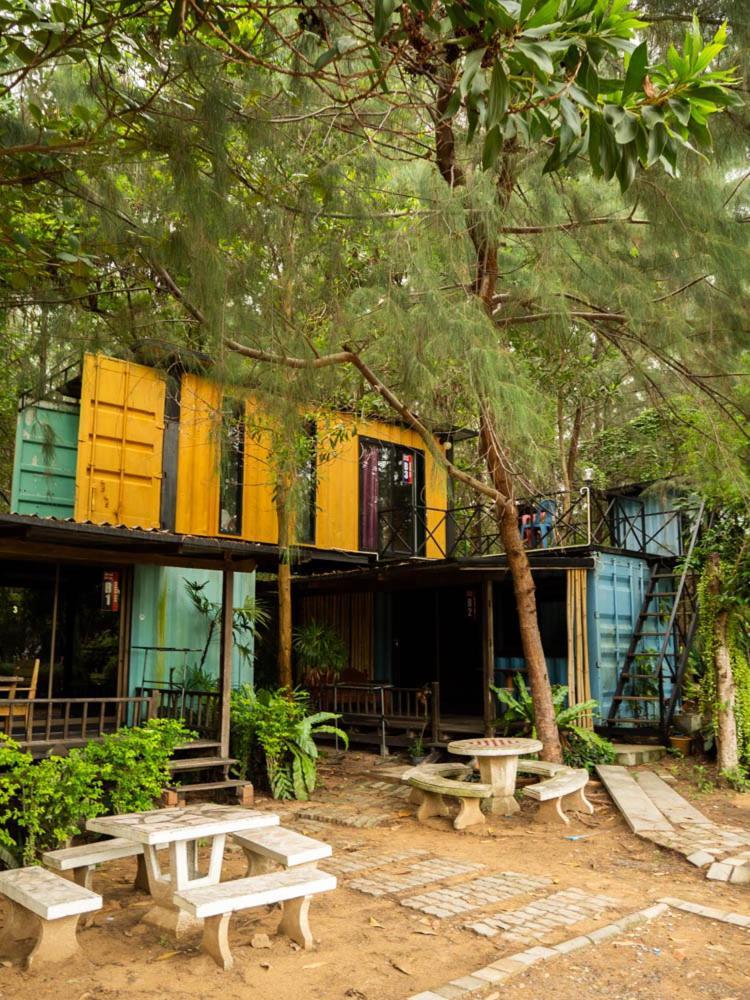 Beach Box Resort At Rimlay Rayong Esterno foto